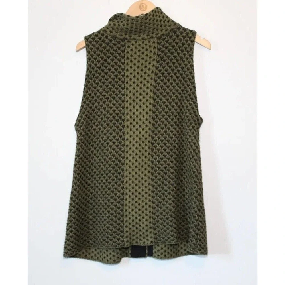 Habitat Knit Woven Button Front Sweater Vest Green Women's Size Medium H14513 - Picture 9 of 11